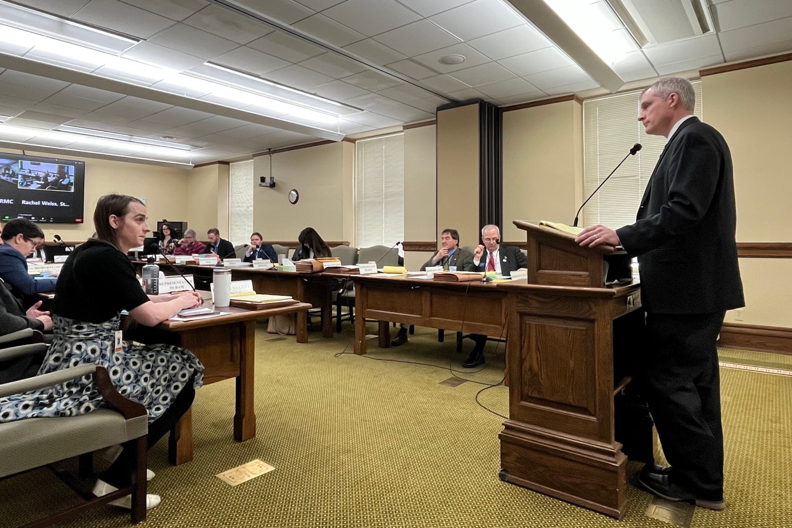 Montana shtatidagi Transgender siyosati bo’yicha bahslarda keskinlik kuchaymoqda