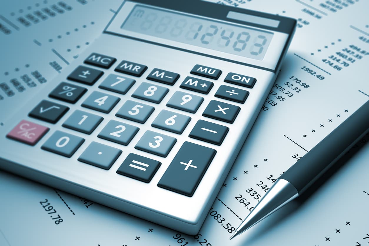 Tibbiy to’lovlarni to’lashda yordam olishingiz mumkin bo’lgan 10 ta narsa (sizda sug’urta bo’lmaganda)