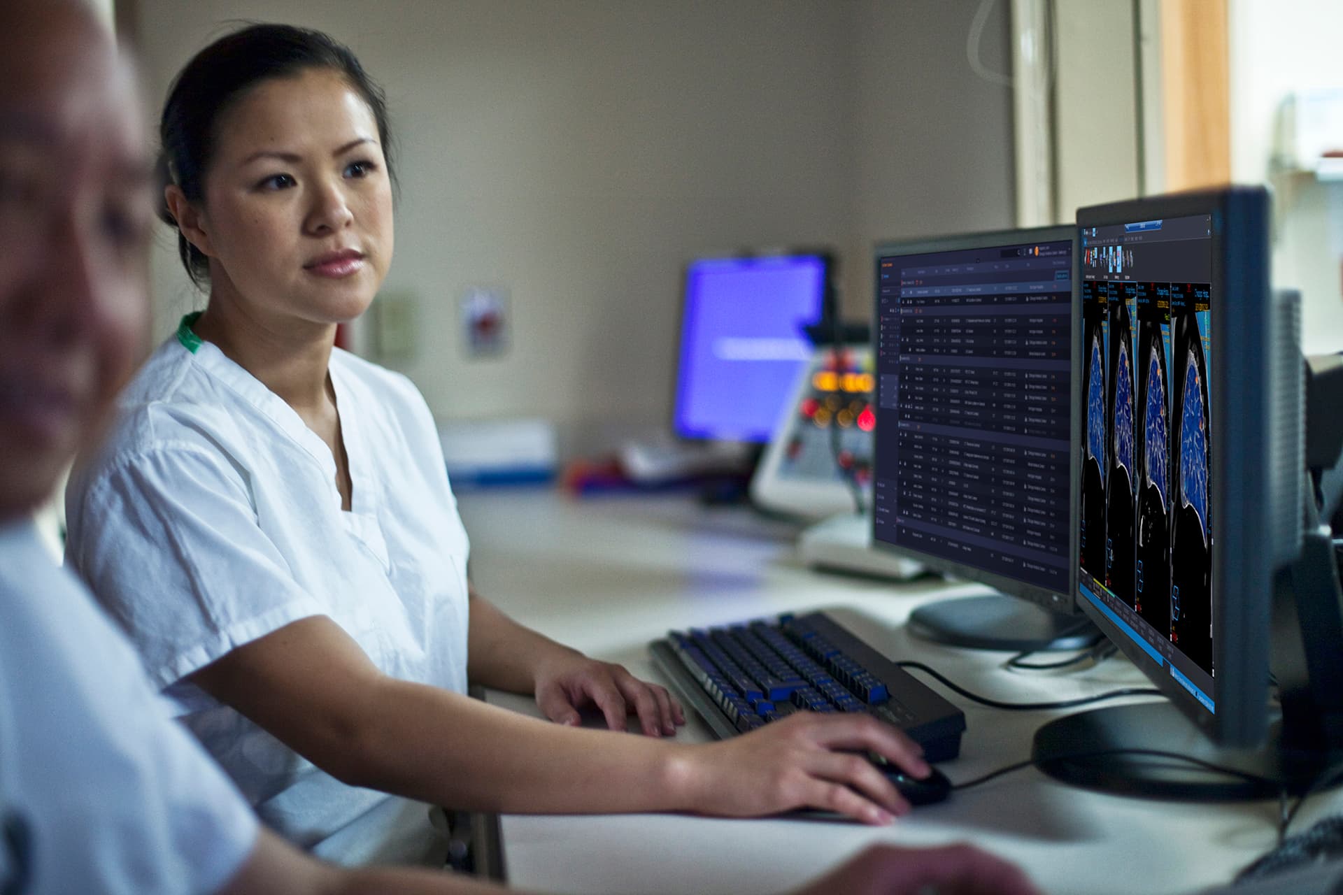 Philips HealthSuite Imaging PACS endi AWS da mavjud –