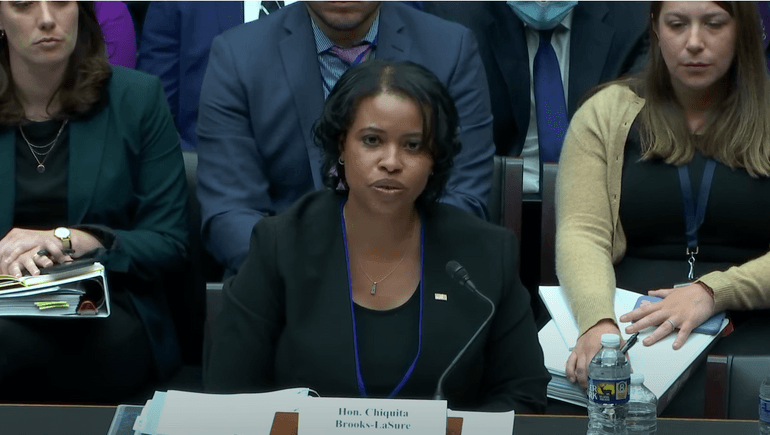 Qonunchilar saytga neytral to’lovlarni ikki tomonlama qo’llab-quvvatlamoqda