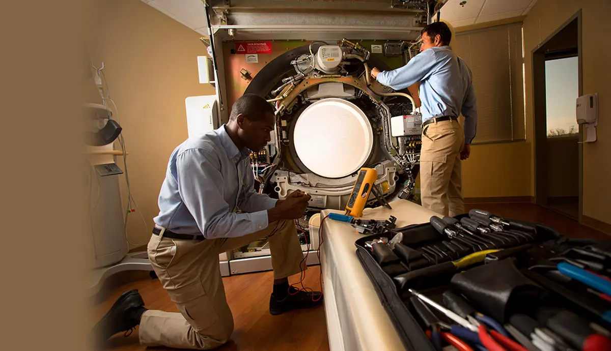 Sog’liqni saqlash texnologiyalari bo’yicha yechimlar yangi tasvirlash muhandisini tayyorlash dasturini boshlashga tayyor